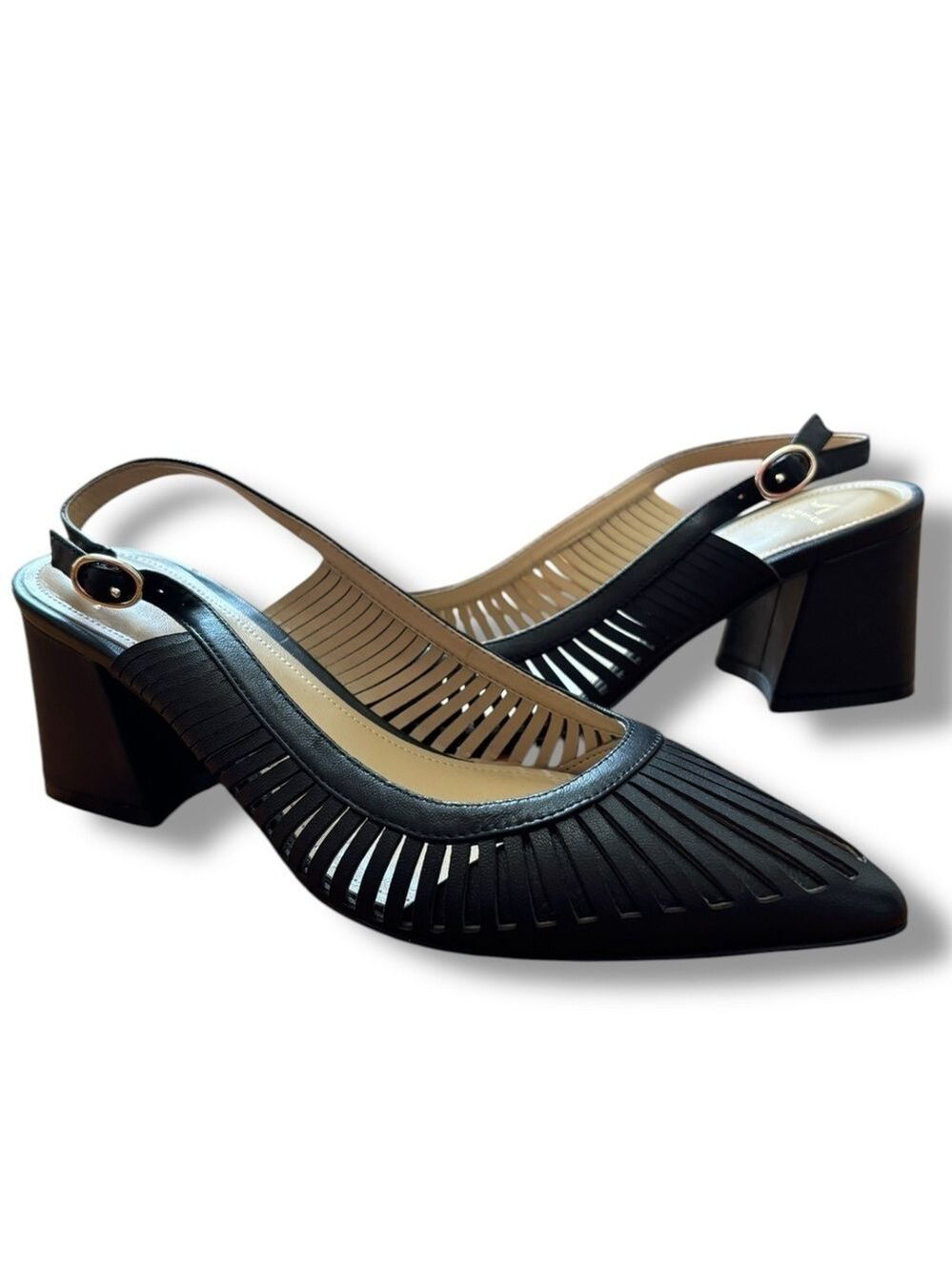 Marc Fisher Black "Zabie" Slingback Shoes - Size 6M
